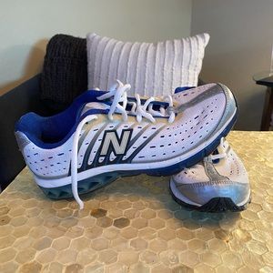 New Balance Tennis Shoes